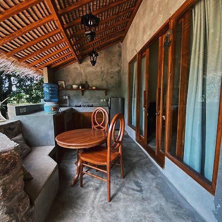 Basa-Basi Lodge Karimunjawa Kültér fotó