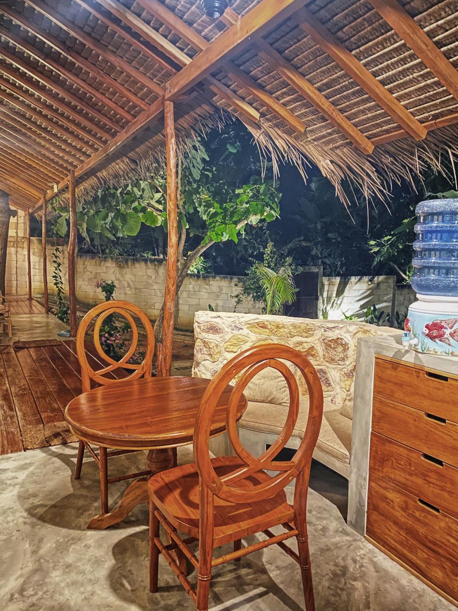 Basa-Basi Lodge Karimunjawa Kültér fotó