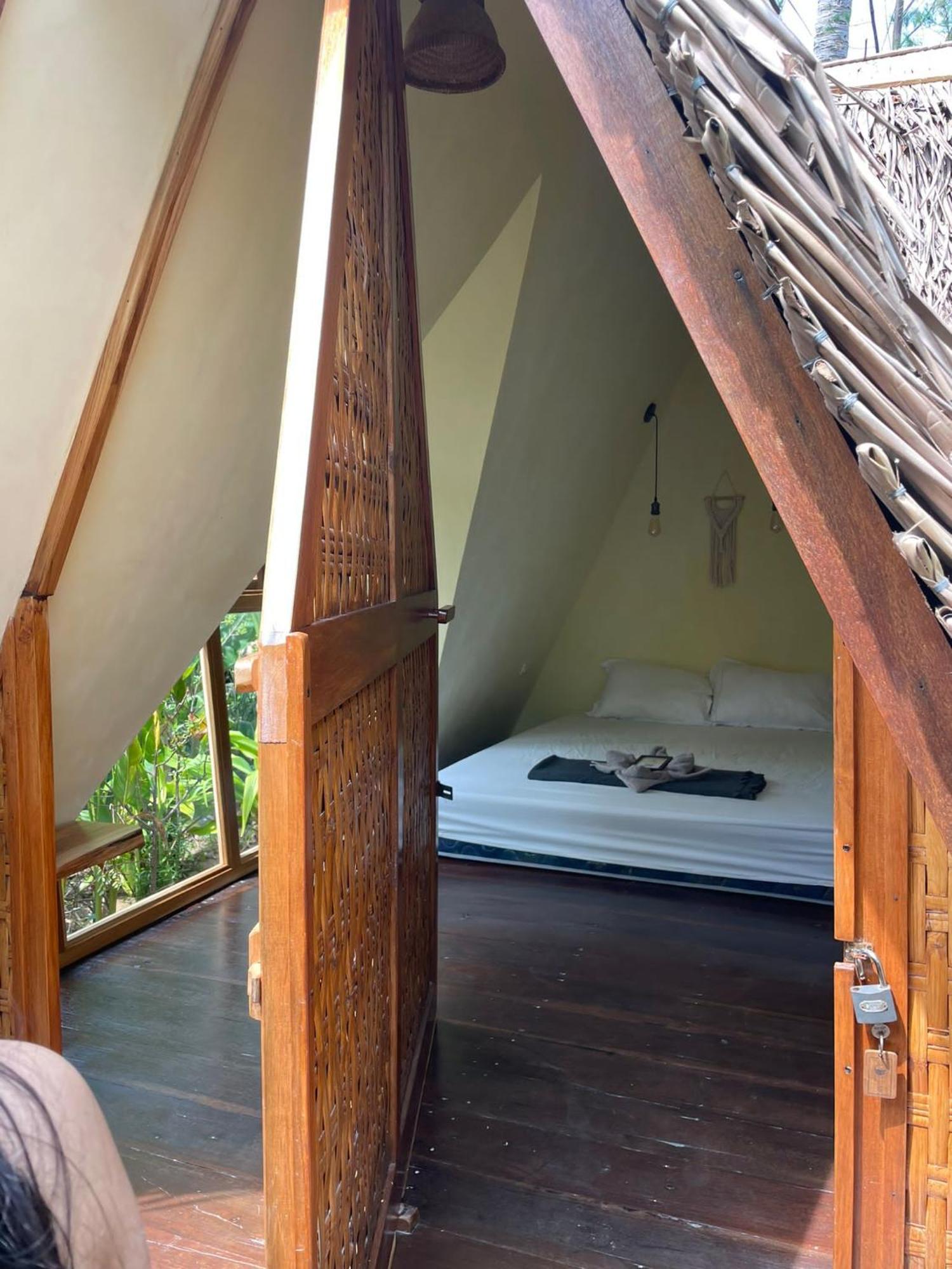 Basa-Basi Lodge Karimunjawa Kültér fotó